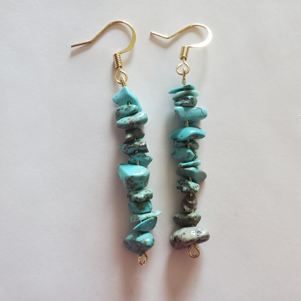 Hand crafted Dyed Turquoise Howlite Chip Bead Earrings